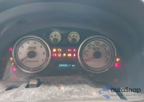 2010 Ford Focus Se z USA, uszkodzony, nr VIN 1FAHP3FN8AW284811